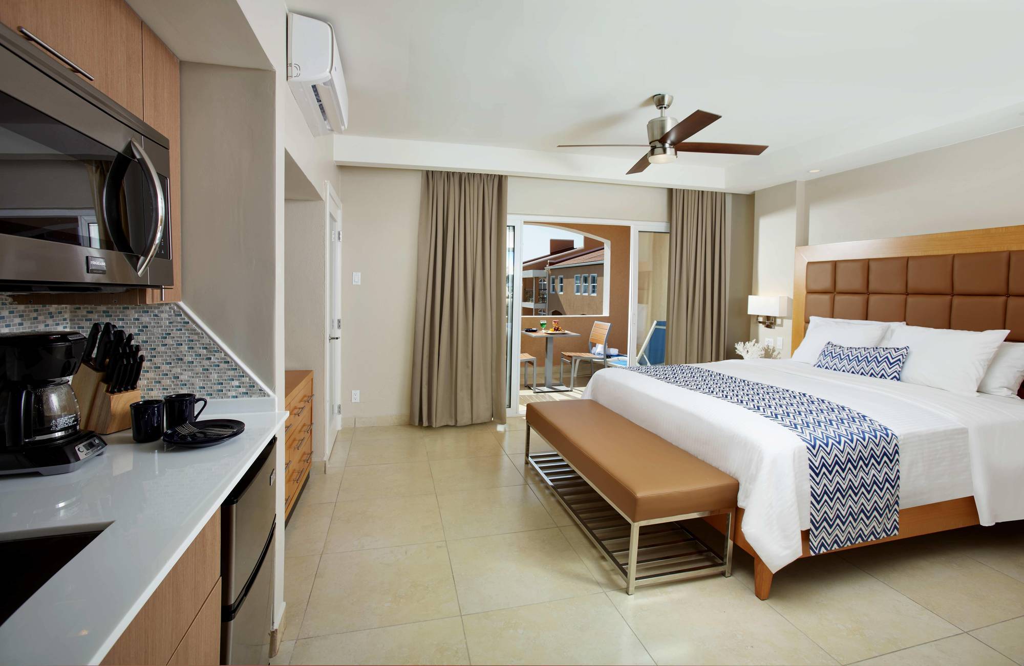All Inclusive - Divi Dutch Village Beach Resort Oranjestad Exterior photo